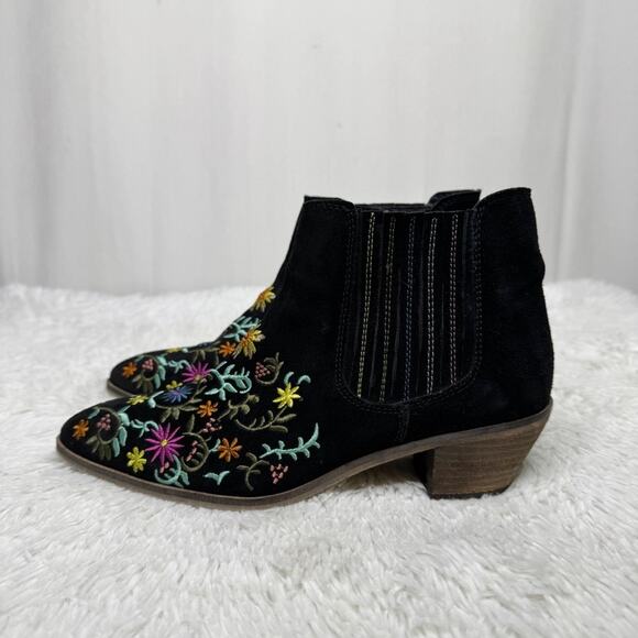 DIBA / black multicolored floral embroidered almond toe ankle booties / 8.5 - Picture 4 of 10